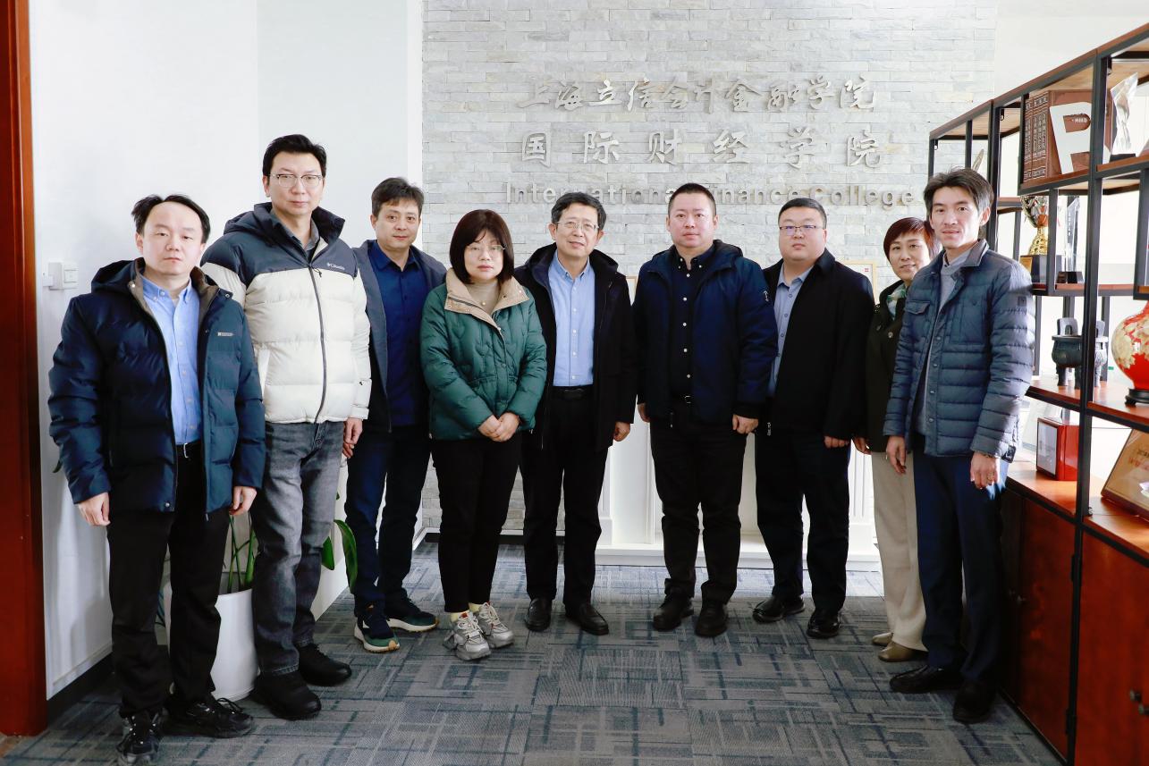 433b5c06f3bd844b62476d43461a6b33